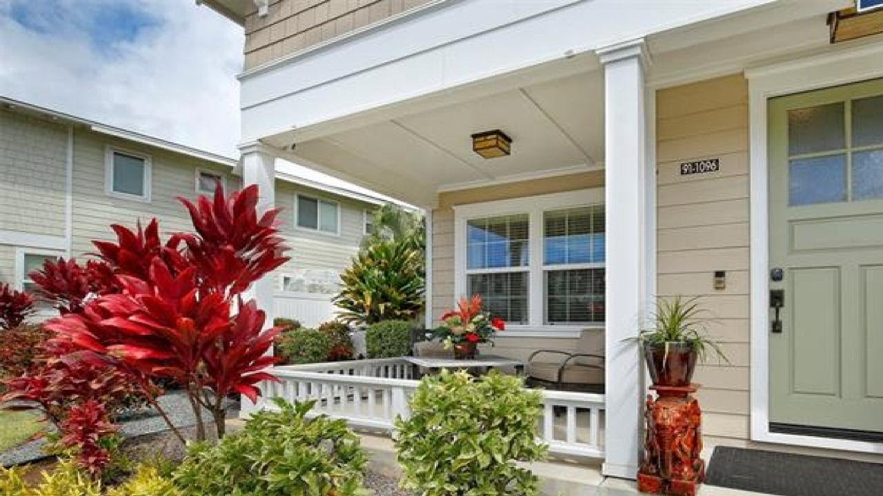 91-1096 Kaihohonu St, Ewa Beach, HI Presented by Mavis Nellas.