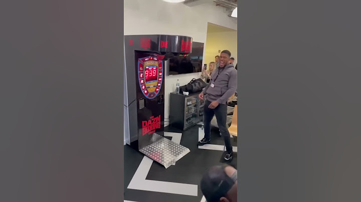 4 PRO HEAVYWEIGHTS VS. PUNCH MACHINE 😮🥊
