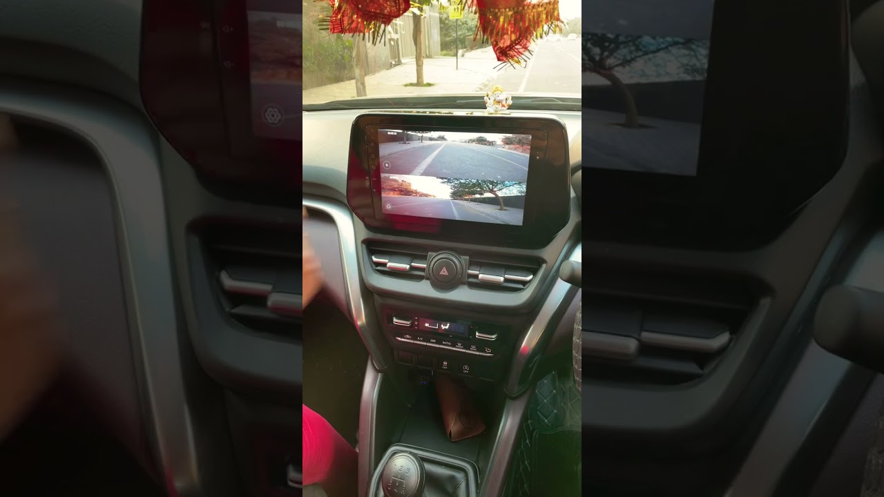 Maruti Grand Vitara front & back camera recording..