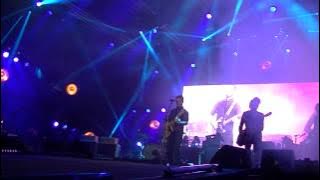 Di-rect - Rollercoaster (Live @ 15 Jaar Di-rect, Scheveningen)