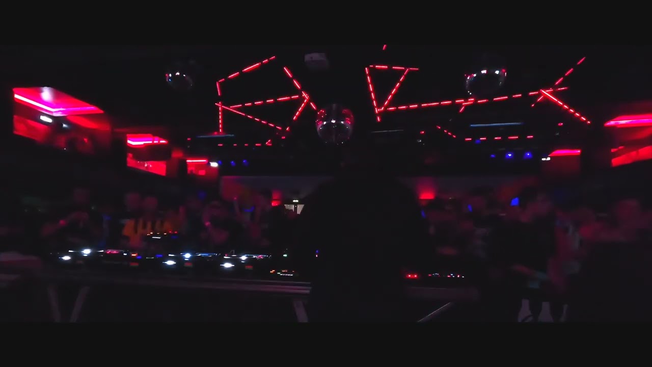 Another Machines Techno Live set @ Teatro Albéniz Gijón #1 / Roland Tr-8S/Syntakt/Lxr-02