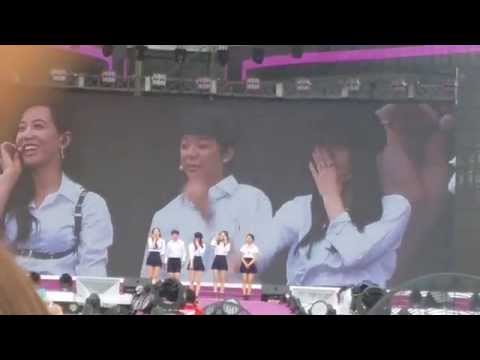 140701 f(x) Victoria and Amber talking in Chinese at Hong Kong Dome Festival
