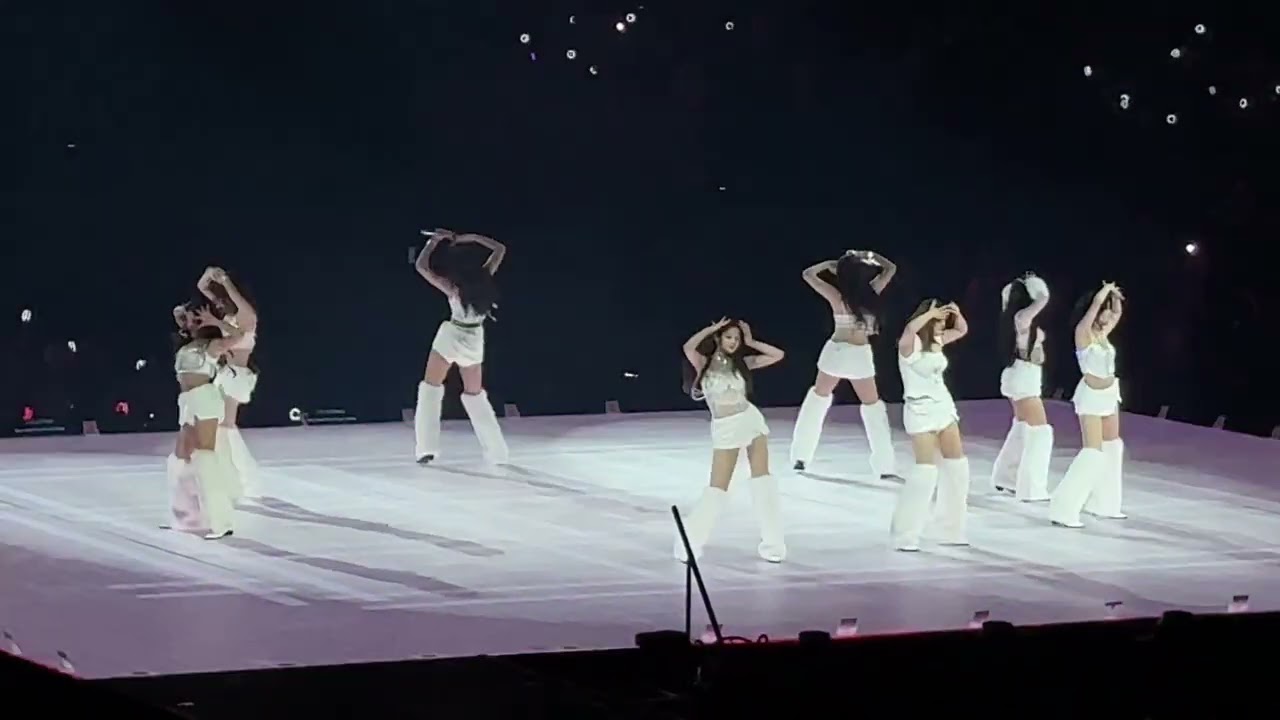 TWICE (THIS IS FOR + STRATEGY) - TWICE “THIS IS FOR” World Tour New York [4K]