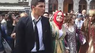 Kemençe Giresun Uşakları Taksim De. Yıkılıyor.