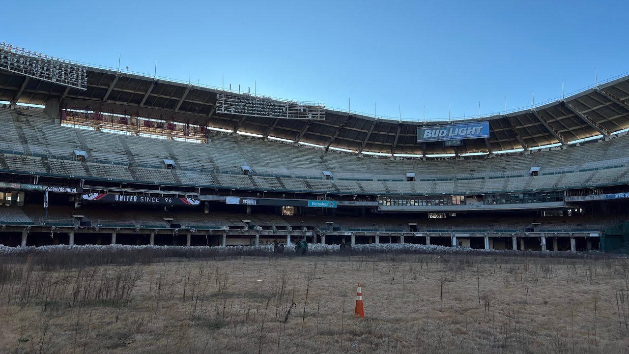 EXPLORING RFK STADIUM - YouTube