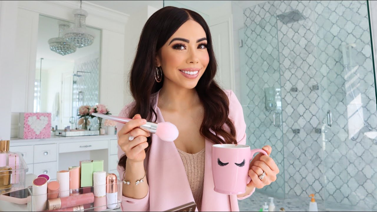 GET READY WITH ME!☕️FULL FACE PINK MOMMY MAKEUP LOOK!👩🏻 - YouTube