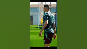 FEDE VALVERDE Shorts Fedevalverde 