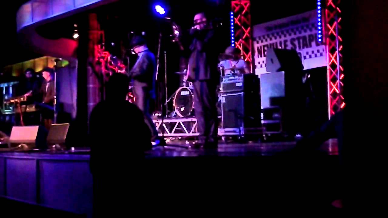 Neville Staple Band - Guns of Navarone Live