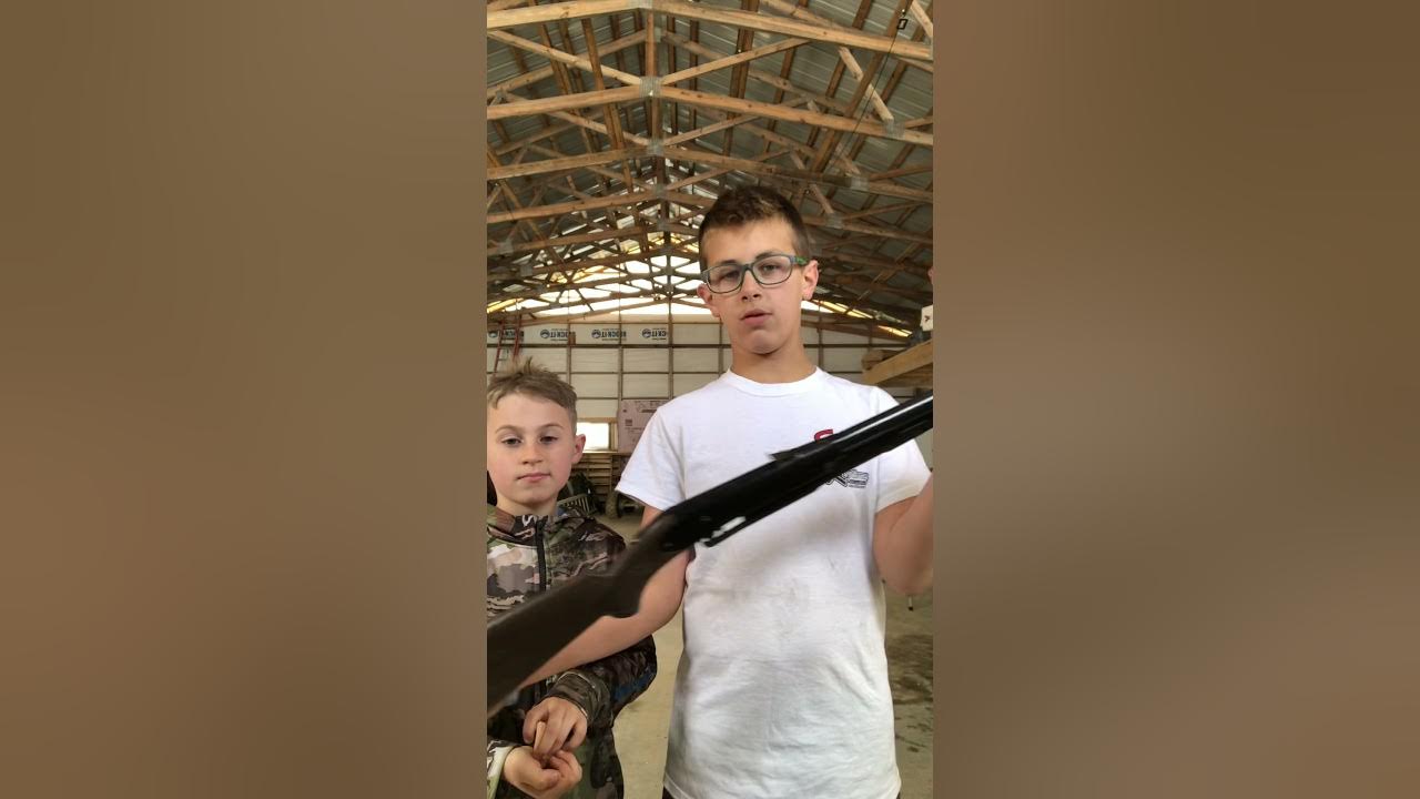 How to load a Daisy 1998 BB gun YouTube