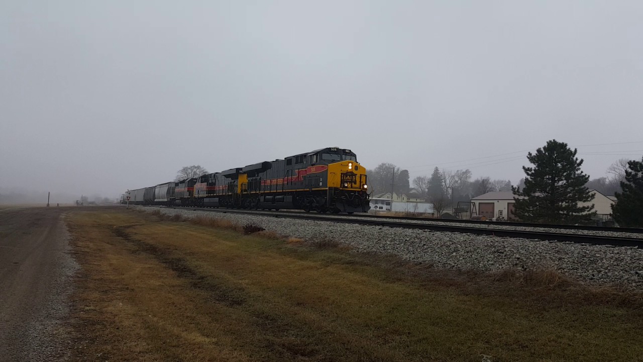 Short eastbound IAIS through Anita, Iowa YouTube