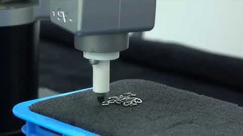 Bin Picking Small Parts Using AI | AccuPick