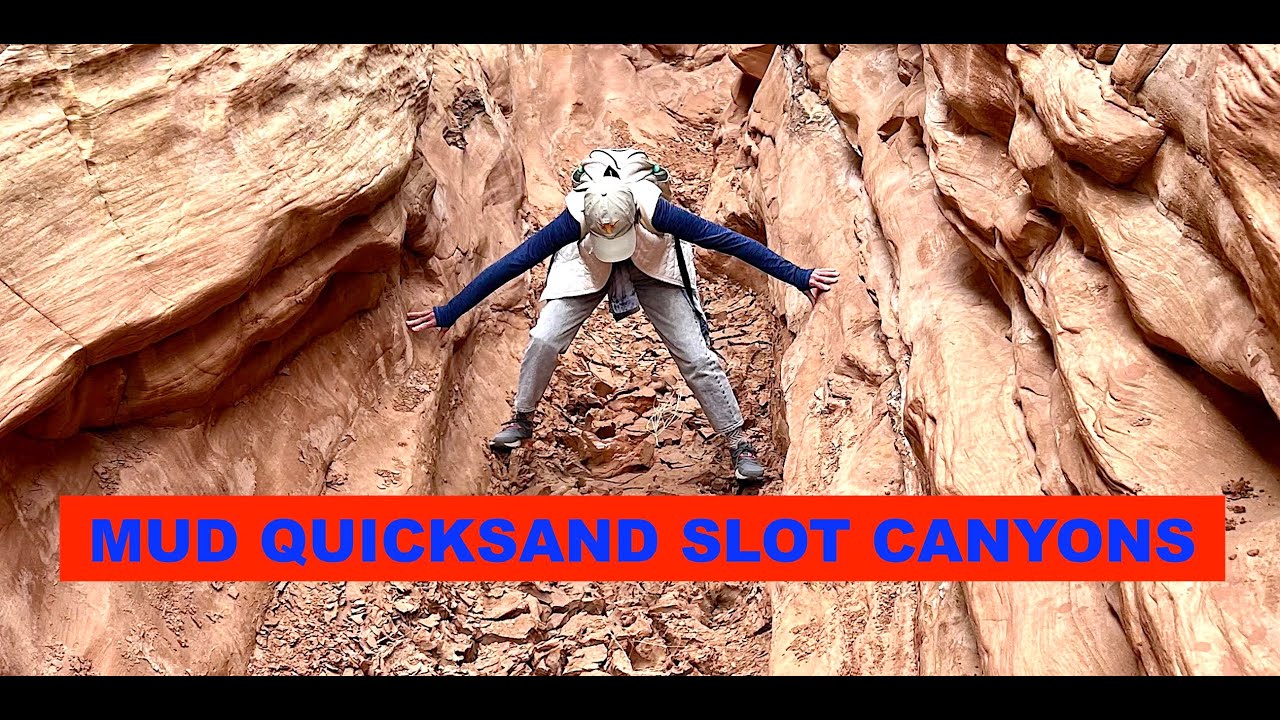 HIKING SHEETS GULCH  SLOT CANYONS, CAPITOL REEF NATIONAL PARK, UTAH