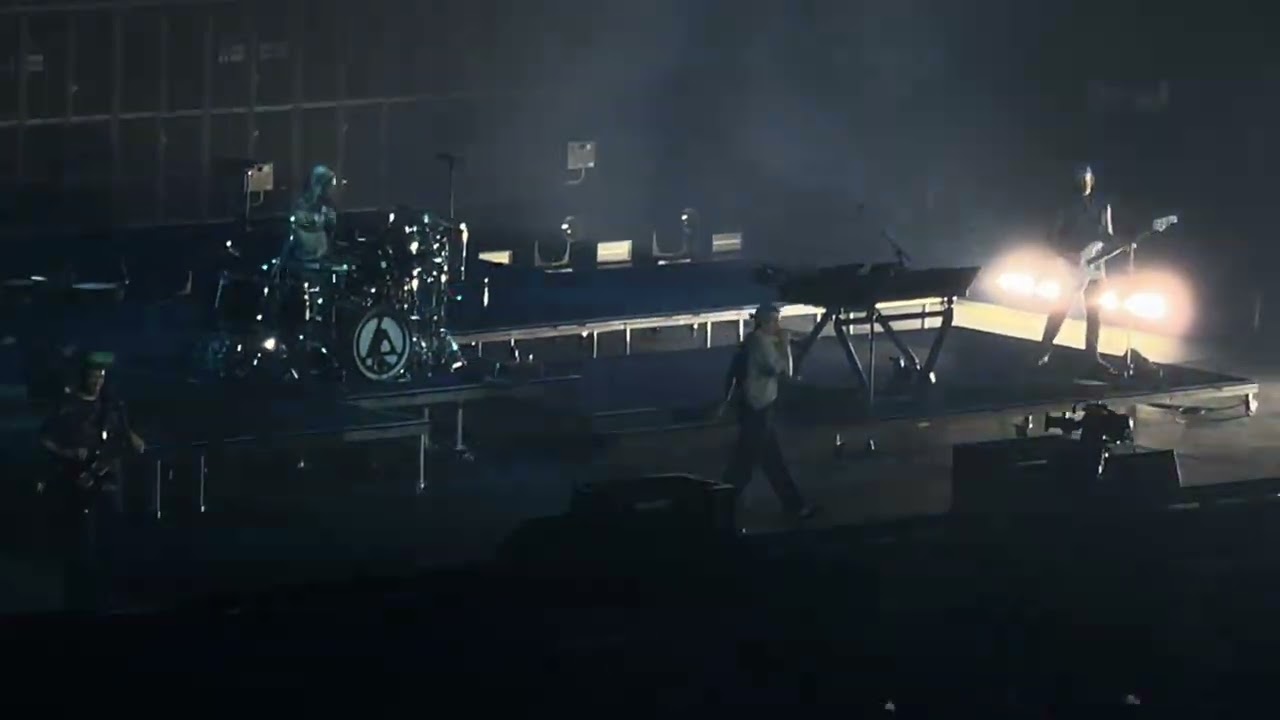 Linkin Park- Two Faced (Brisbane, Australia, 03/03/26)