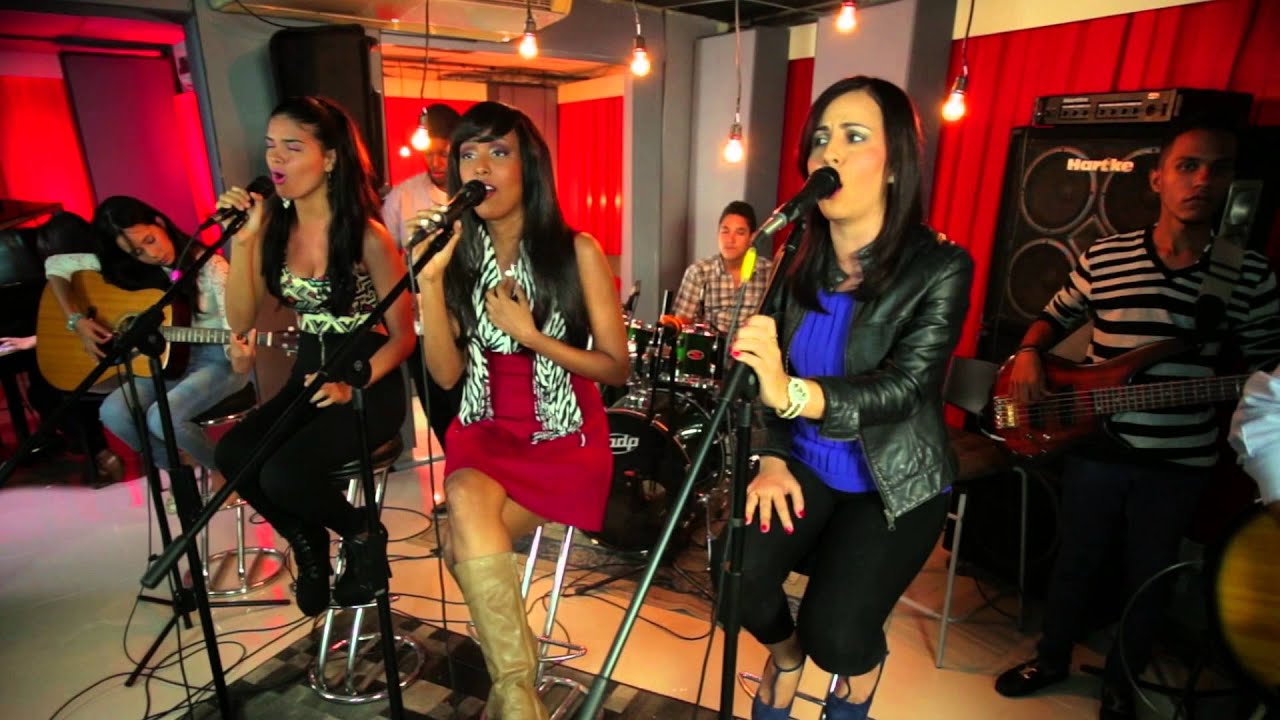 No Me Enseñaste - Thalia (COVER) TRIADA escuela de música