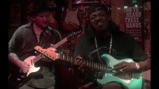 Video thumbnail of "This is AWESOME!!  Josh Smith and Eric Gales Trading Licks on 12 bar Blues"