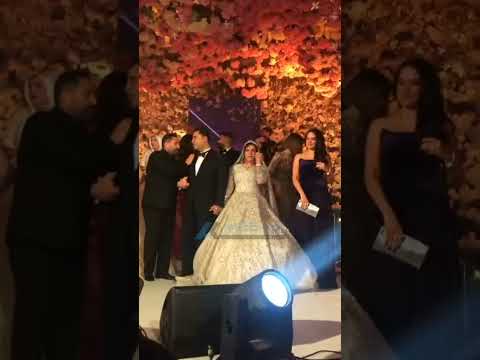 درة وزوجها في أحدث ظهور بحفل زفاف رجل الأعمال سامح أبوالوفا