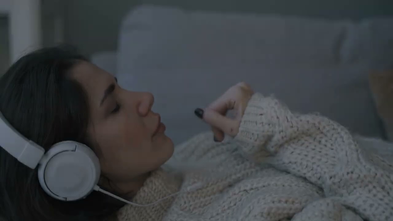 Warum  | Emotional German-Style Rap Song (Official Audio)