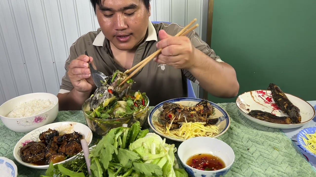 Cá trê đồng làm ba món canh chua, kho tiêu, chiên ăn mắm gừng | thánh sầu đâu