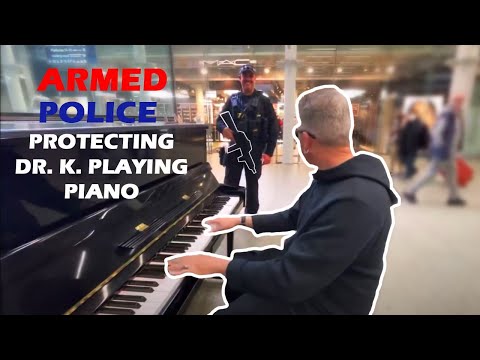 Man With Gun Shows Up At The Piano - Time To Boogie! thumbnail