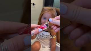 Natural lip gloss hack for toddlers💄😅 #toddlers #makeup #momhack #lifehack #momtips
