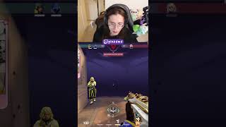 Fica tranquilo que a mamis tá de olho! #valorantkilljoy #valorantbrasil