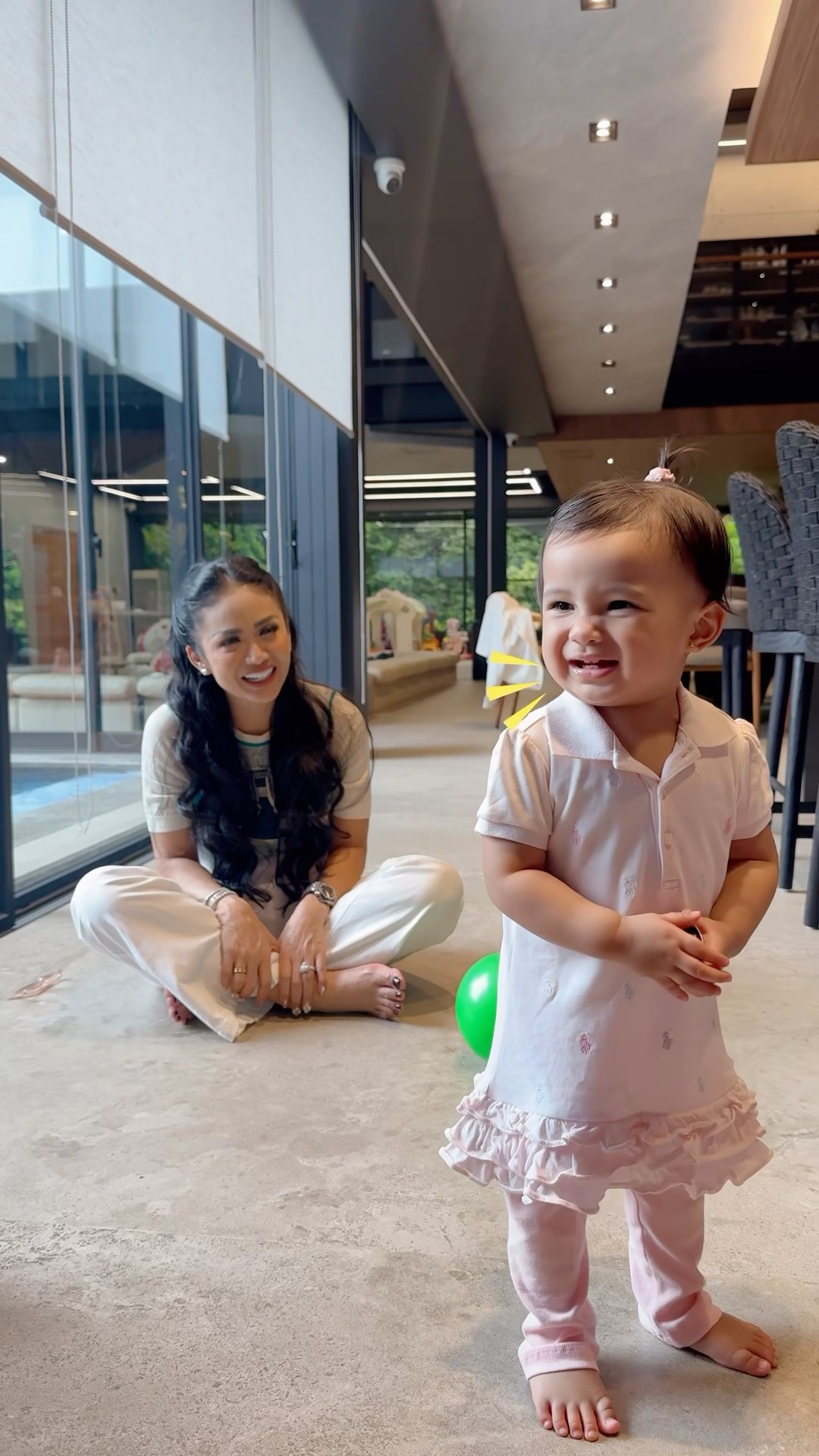 Mimi KD jadi suster kakak Na dan adek Azura?