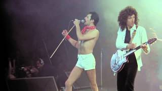 Queen - We Are The Champions Lyrics-HD