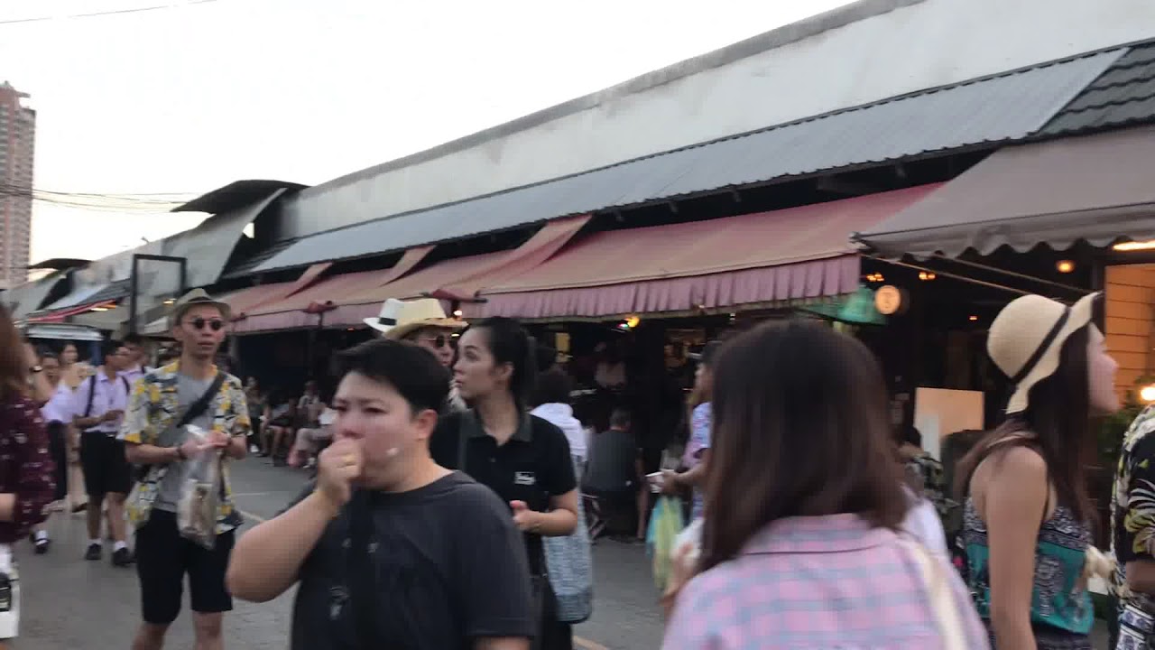 Sunday market Bangkok