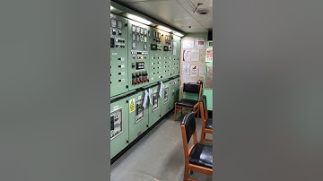 DP2 Offshore Vessel_Engine room.