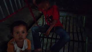 mainan di cafe dulu ya,,,,Ulil dan aliyya nya screenshot 4