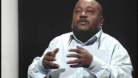 Leslie Manigat rpond aux questions de Lyonel Troui...