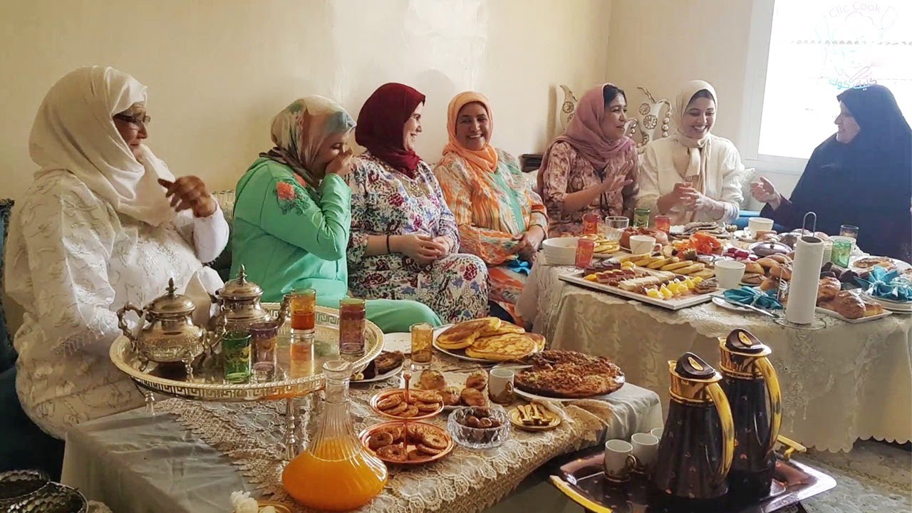 غادي تشبعوا ضحك 🤣🤣في الحلقة مع كنز حقيقي عند هاد العائلة // دق دق ... ضيف الله *حلقة 12*