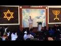 Pastor Joe preaching at Tabernáculo Nuevo Horizonte - Crossfire El Salvador