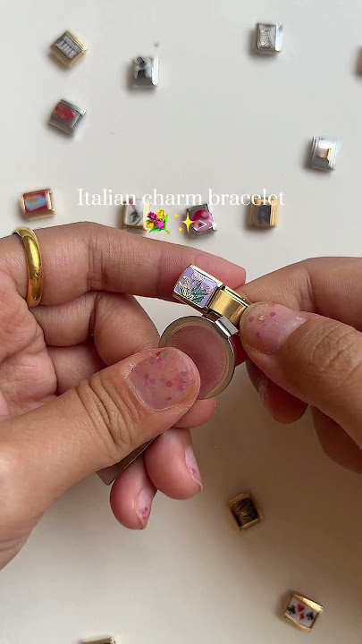 Who need one? 🌺 Get a Free Original bracelet when you buy 10 charms now 🫶🏻 Italian charm bracelet