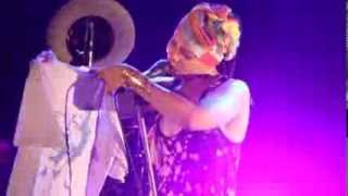 Erykah Badu - Next Lifetime @ Festival Batuque