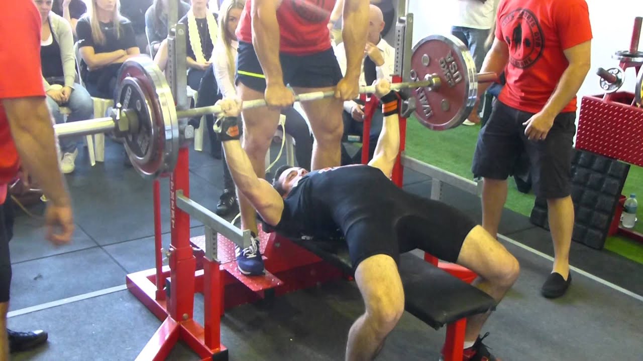 Ashley Dyball 1st Bench Attempt 145kg Youtube