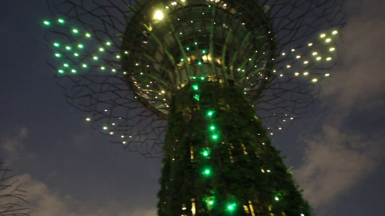 Singapore, avatar trees show YouTube