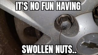 Socket Won't Fit The Lugs? Try A 1/2 Size Socket!!