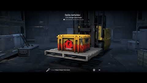 Opening A Danger Zone Case everyday, until i get a knife #16