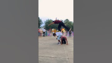 crazy flips on concrete 🔥🔥 everyone shocked 😮😱 #parkour #backflip #trampoline #acrobatics