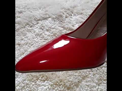 sapato vermelho beira rio