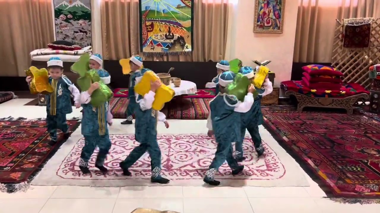 «Өнерім саған -Қазақстан»балалар  байқауы  Ұлдардың орындауында «Асық»биі