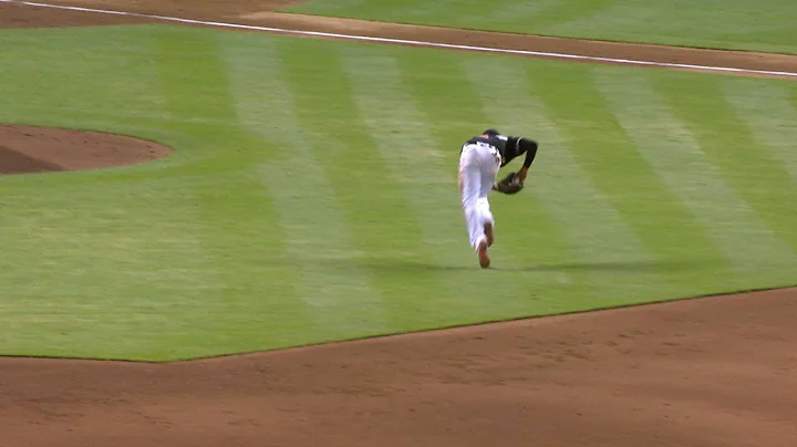 Hechavarria charges, throws while diving