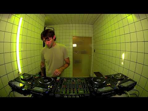 Valentine Sinclair | HÖR - Sep 25 / 2023