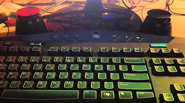 AlienWare Tactx Keyboard With Windows Media Player
