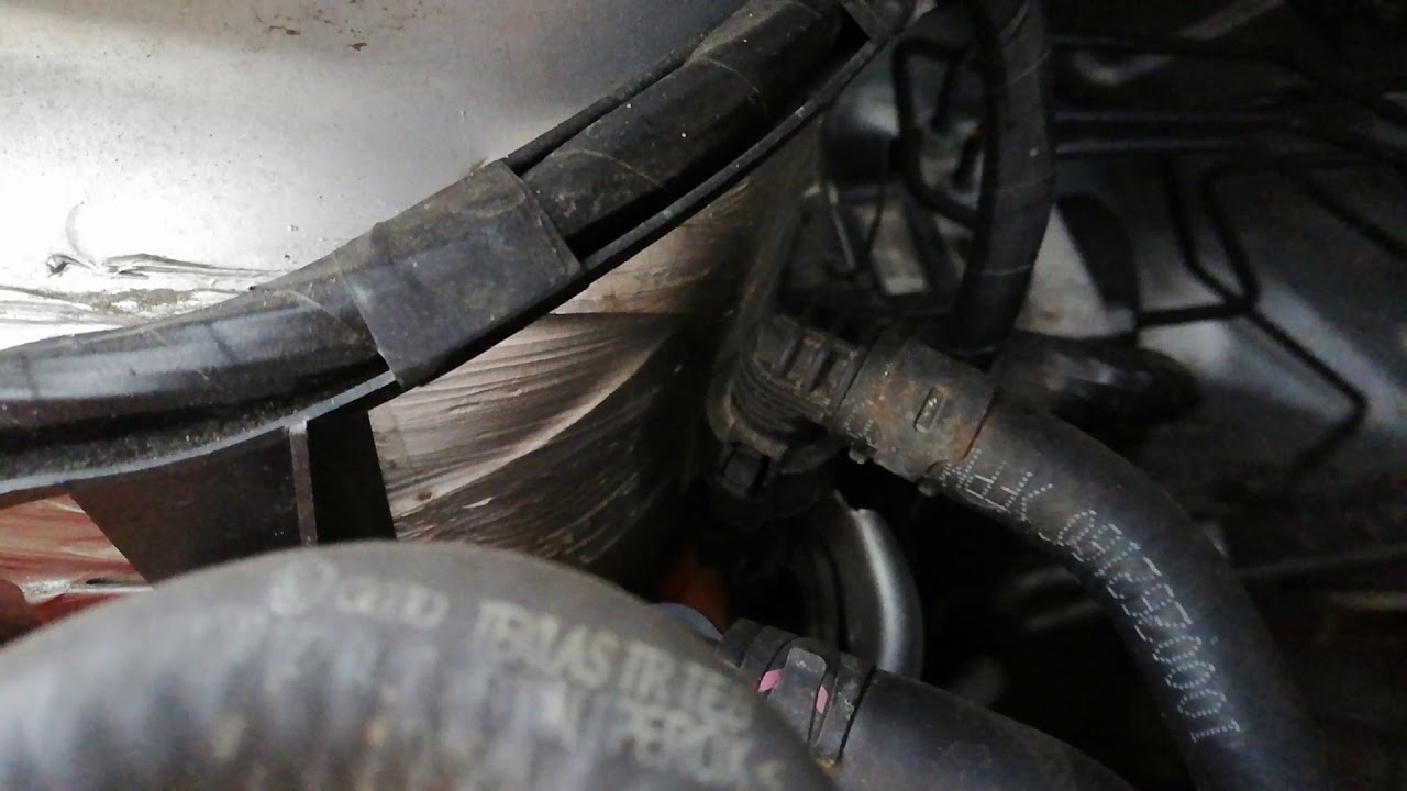 Посторонний шум Поло седан 2012г, 80 000 км - YouTube