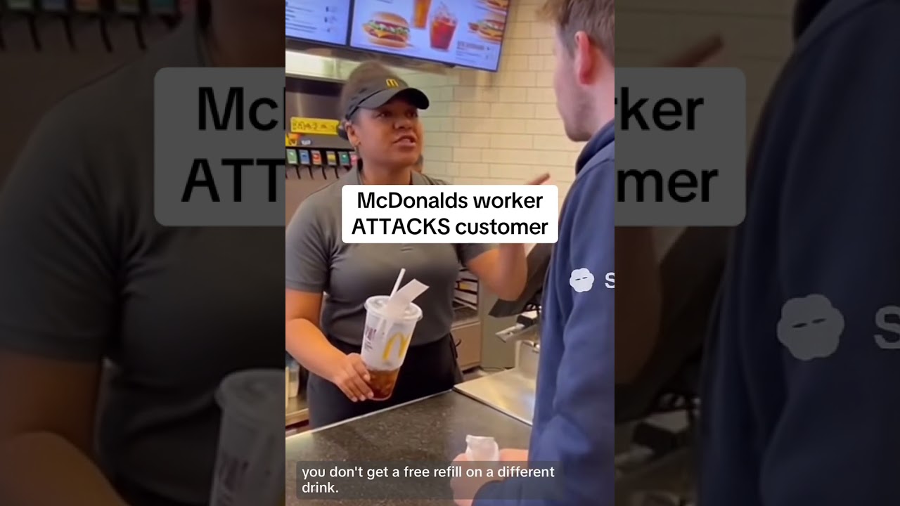 Работник Макдоналдса нападает на клиента 