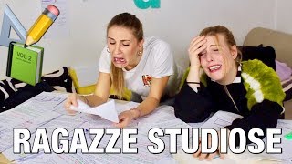 RAGAZZE STUDIOSE 📗