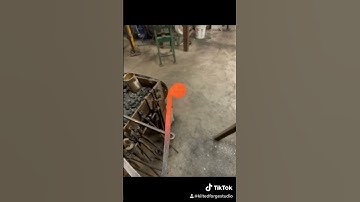 Short steps for a snub scroll