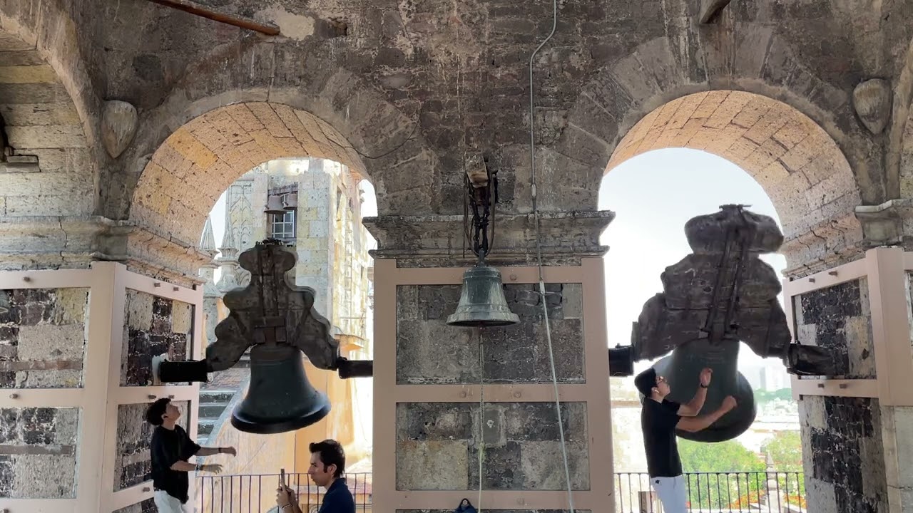 Esquileo y repique de campanas, Catedral Metropolitana de Guadalajara